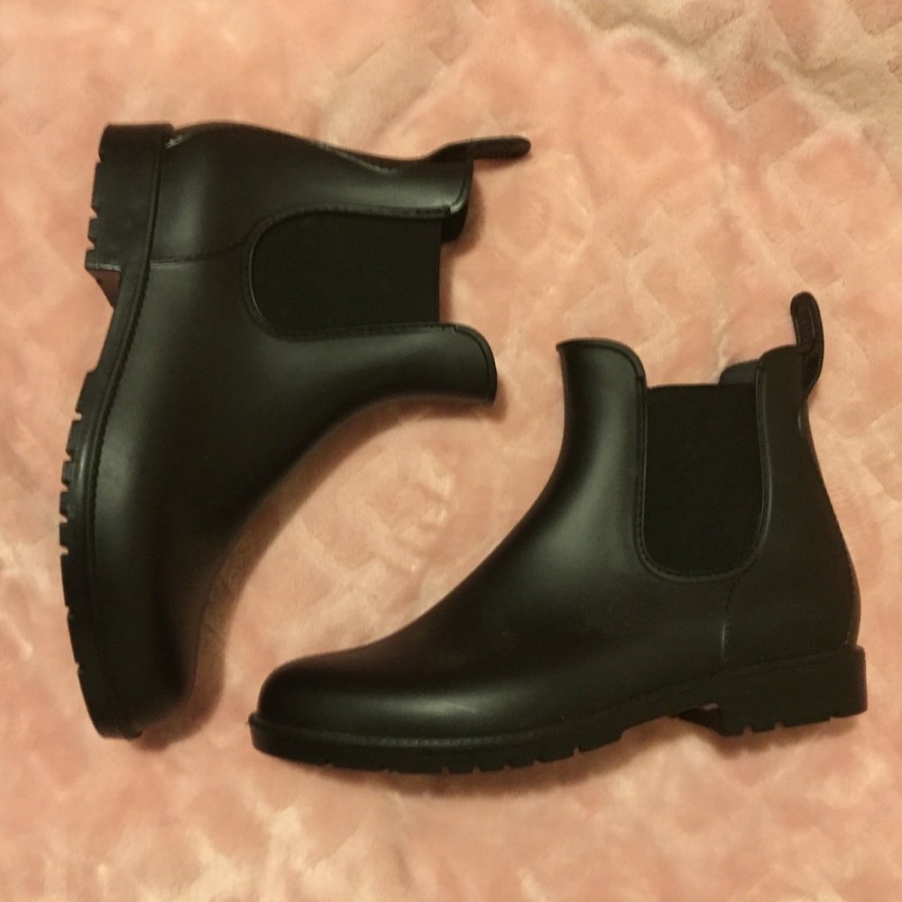 Chelsea Rain Boot